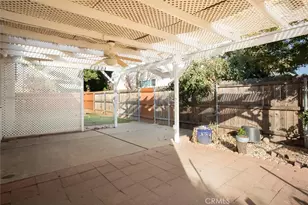 353 N Lawrence Ave, Yuba City, CA 95991 - Photo 47