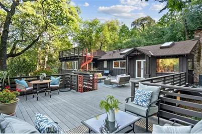 176 Los Trancos, Portola Valley, CA 94028 - Photo 1