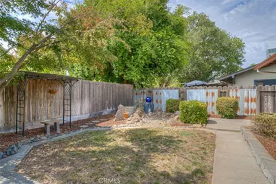 805 Madrone Avenue, Chico, CA 95926 - Photo 27