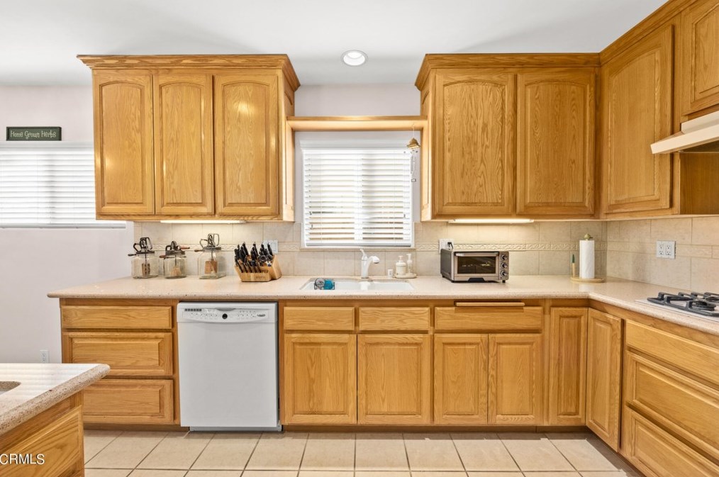 8928 Camino Real, San Gabriel CA  91775-1914 exterior