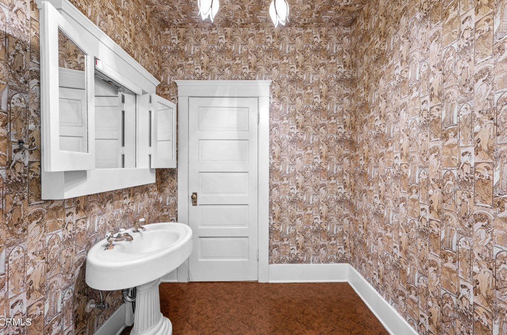 1801 Wayne Ave, South Pasadena CA  91030-4936 exterior