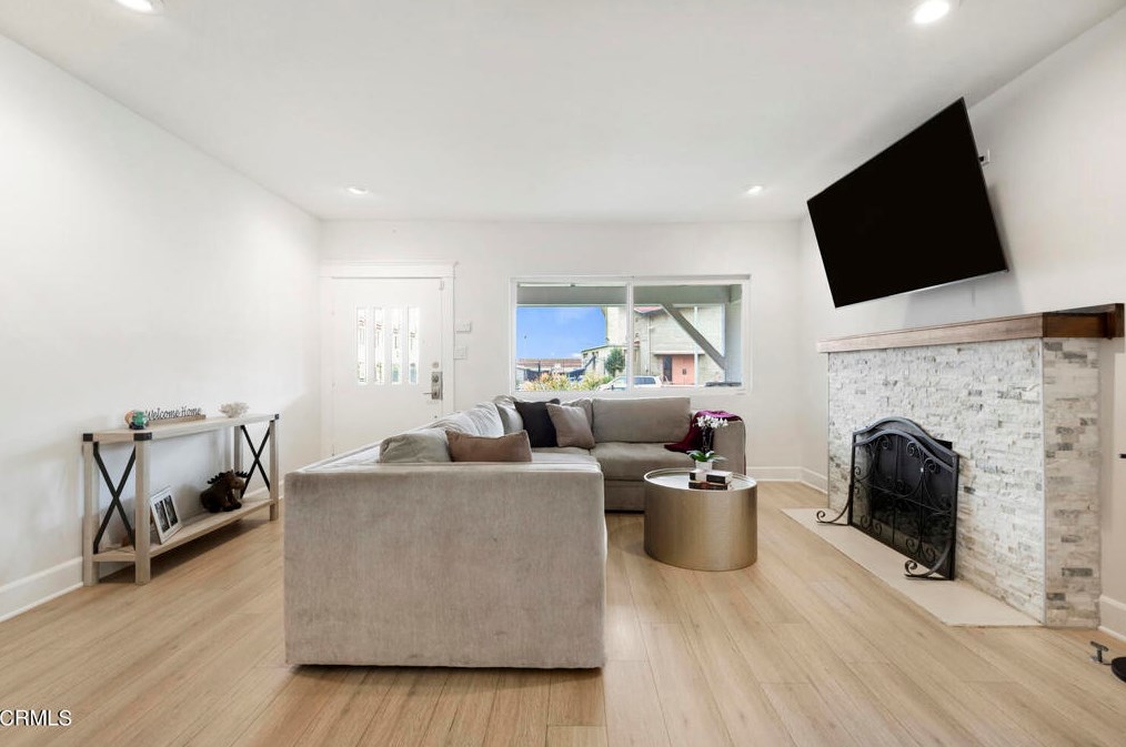2912 Idell St, Los Angeles CA  90065-1540 exterior