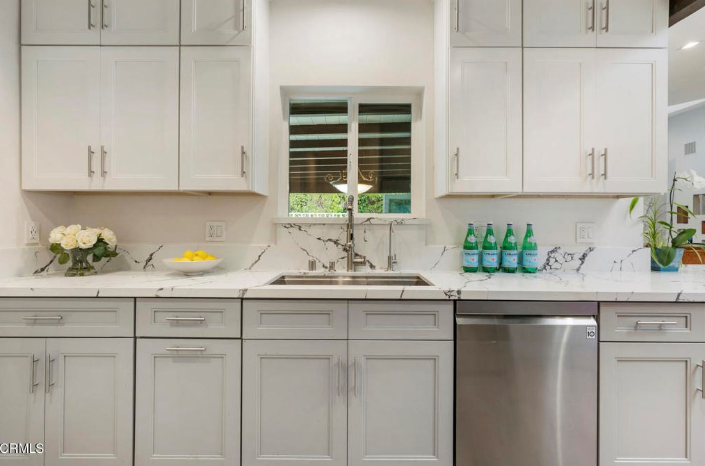 3965 California Blvd, Pasadena CA  91107-5737 exterior