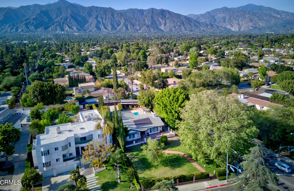 3965 California Blvd, Pasadena CA  91107-5737 exterior