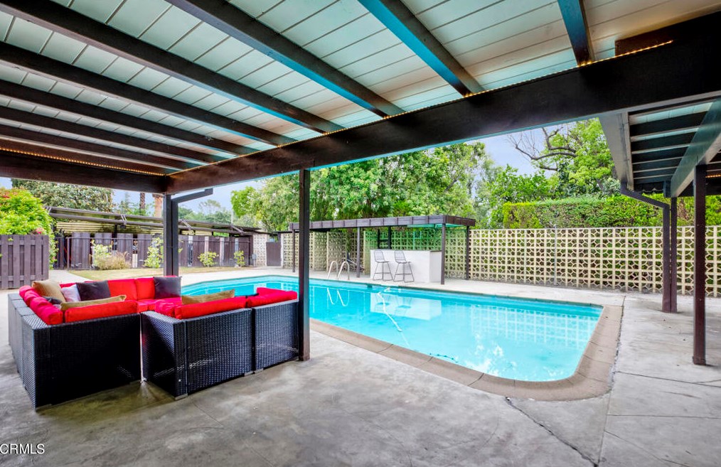 3965 California Blvd, Pasadena CA  91107-5737 exterior