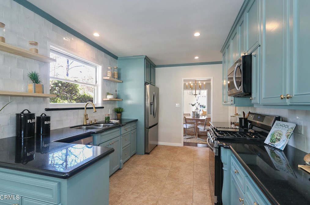 2917 Magna Vista St, Pasadena CA  91107-1841 exterior