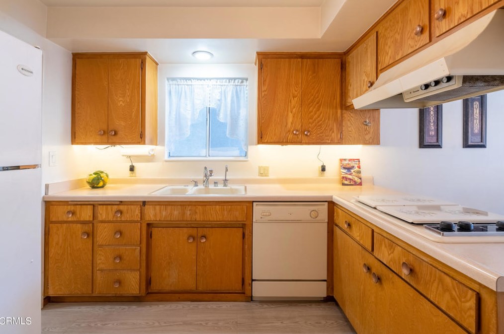 447 Prospect Ave, Monrovia CA  91016-2375 exterior