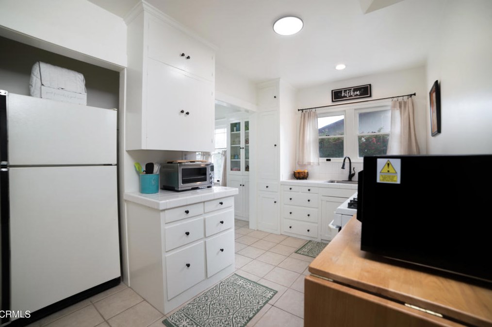1228 Sinaloa Ave, Pasadena CA  91104-3151 exterior