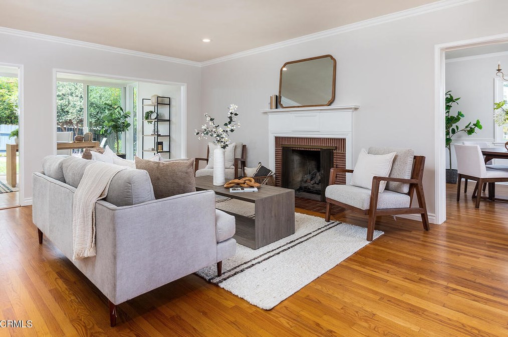 2711 Lambert Dr, Pasadena CA  91107-2623 exterior