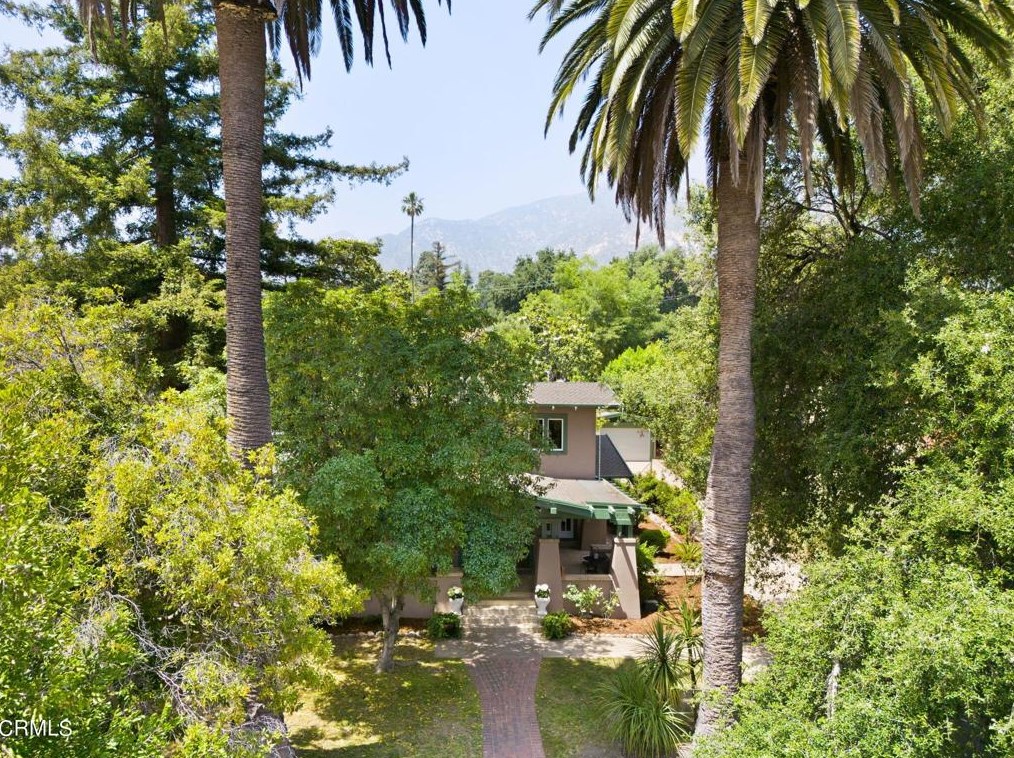 1125 Mariposa St, Altadena CA  91001-2021 exterior