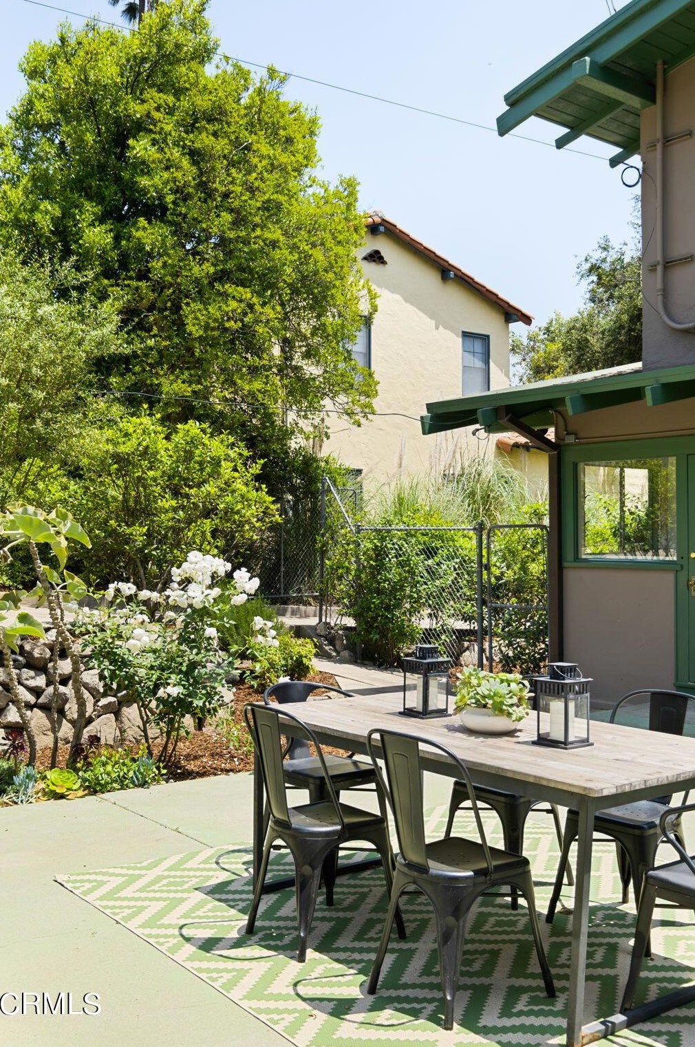 1125 Mariposa St, Altadena CA  91001-2021 exterior