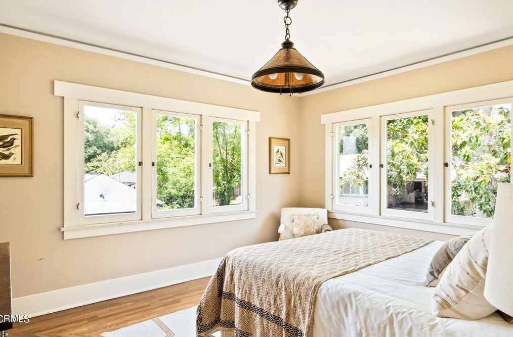 1125 Mariposa St, Altadena CA  91001-2021 exterior