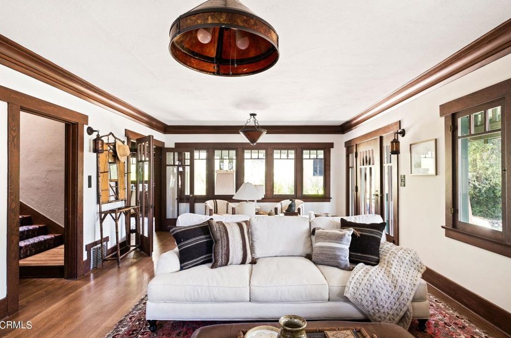1125 Mariposa St, Altadena CA  91001-2021 exterior
