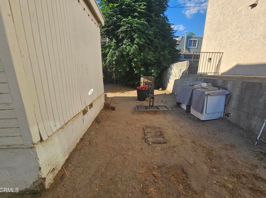 819 Wilson Ave, Glendale CA  91206-4460 exterior