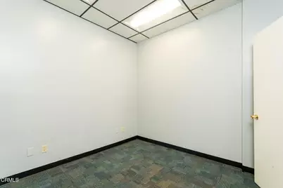 6708 Foothill Boulevard #105-107, Tujunga, CA 91042 - Photo 21