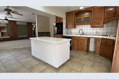 1222 W Avenue J15, Lancaster, CA 93534 - Photo 9