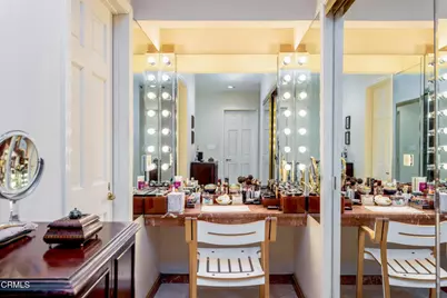 10724 Wilshire Boulevard #607, Los Angeles, CA 90024 - Photo 27