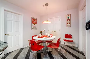 10724 Wilshire Blvd, Los Angeles, CA 90024 - Photo 19