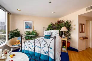 10724 Wilshire Blvd, Los Angeles, CA 90024 - Photo 9