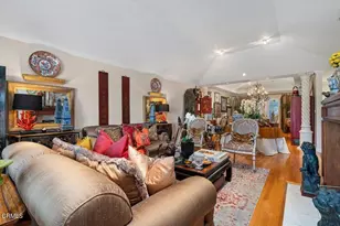 70 N Arroyo Blvd, Pasadena, CA 91105 - Photo 9