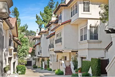 70 N Arroyo Boulevard, Pasadena, CA 91105 - Photo 1