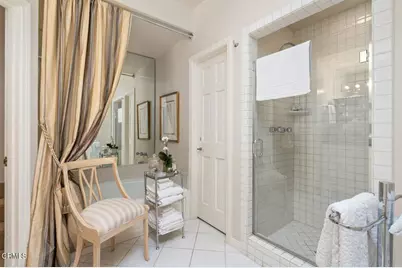 70 N Arroyo Boulevard, Pasadena, CA 91105 - Photo 33