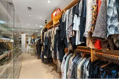 70 N Arroyo Boulevard, Pasadena, CA 91105 - Photo 29