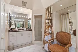 70 N Arroyo Blvd, Pasadena, CA 91105 - Photo 27