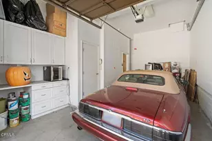 70 N Arroyo Blvd, Pasadena, CA 91105 - Photo 37