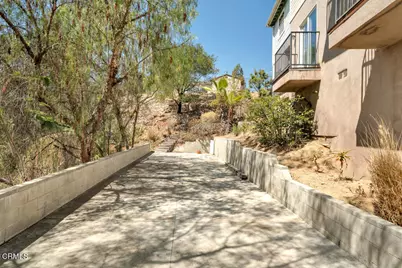 1300 Blue Hill Road, Los Angeles, CA 90041 - Photo 41