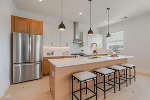 3874 W Point Dr, Los Angeles, CA 90065 - Photo 15