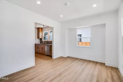 1210 W 70th Street, Los Angeles, CA 90044 - Photo 15