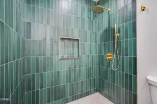 1210 W 70th St, Los Angeles, CA 90044 - Photo 27