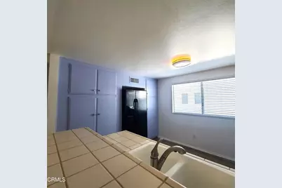 4231 Sarah Street #15, Burbank, CA 91505 - Photo 9