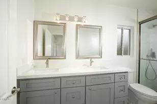 8939 Rhea Ave, Northridge, CA 91324 - Photo 17