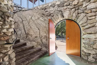 3740 Canyon Crest Road, Altadena, CA 91001 - Photo 9