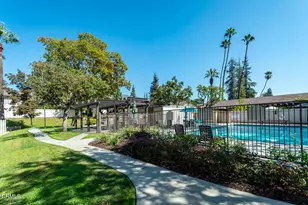 842 E Pepper Tree Dr, Azusa, CA 91702 - Photo 43