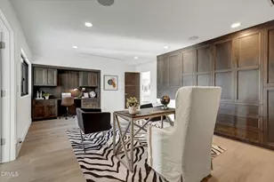 4423 Bergamo Dr, Encino, CA 91436 - Photo 23