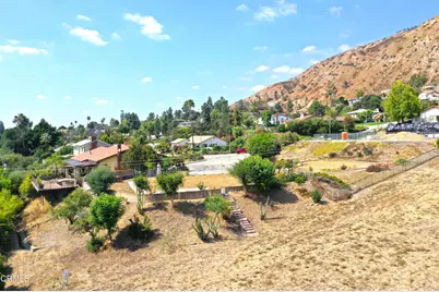 3984 Park Vista Circle, Pasadena, CA  - Photo 11