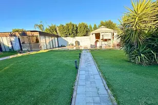 11080 De Foe Ave, Pacoima, CA 91331 - Photo 7
