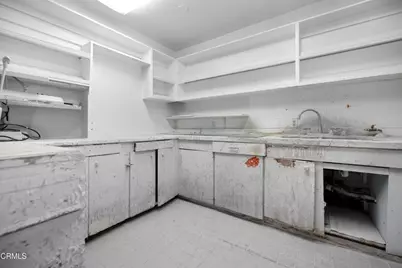 3325 Barham Boulevard #B, Los Angeles, CA 90068 - Photo 3