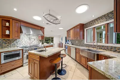 1038 Oban Drive, Los Angeles, CA 90065 - Photo 7