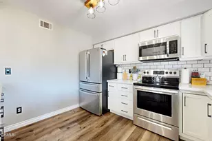 680 Redwood Ln, San Dimas, CA 91773 - Photo 17