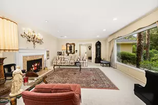 1304 Padres Trail, La Canada Flintridge, CA 91011 - Photo 13