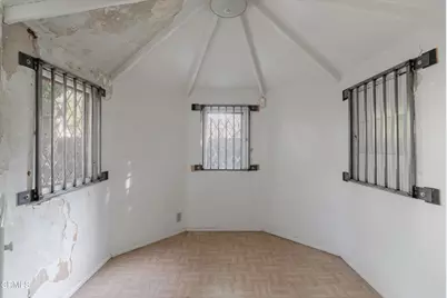 180 W State Street, Pasadena, CA 91105 - Photo 17