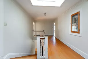 237 W State St, Pasadena, CA 91105 - Photo 17