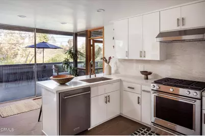 1256 Club House Drive, Pasadena, CA 91105 - Photo 19