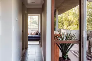 1256 Clubhouse Dr, Pasadena, CA 91105 - Photo 21