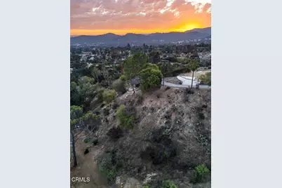 242 Taos Rd, Altadena, CA 91001 - Photo 21