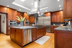 921 Chapea Rd, Pasadena, CA 91107 - Photo 7